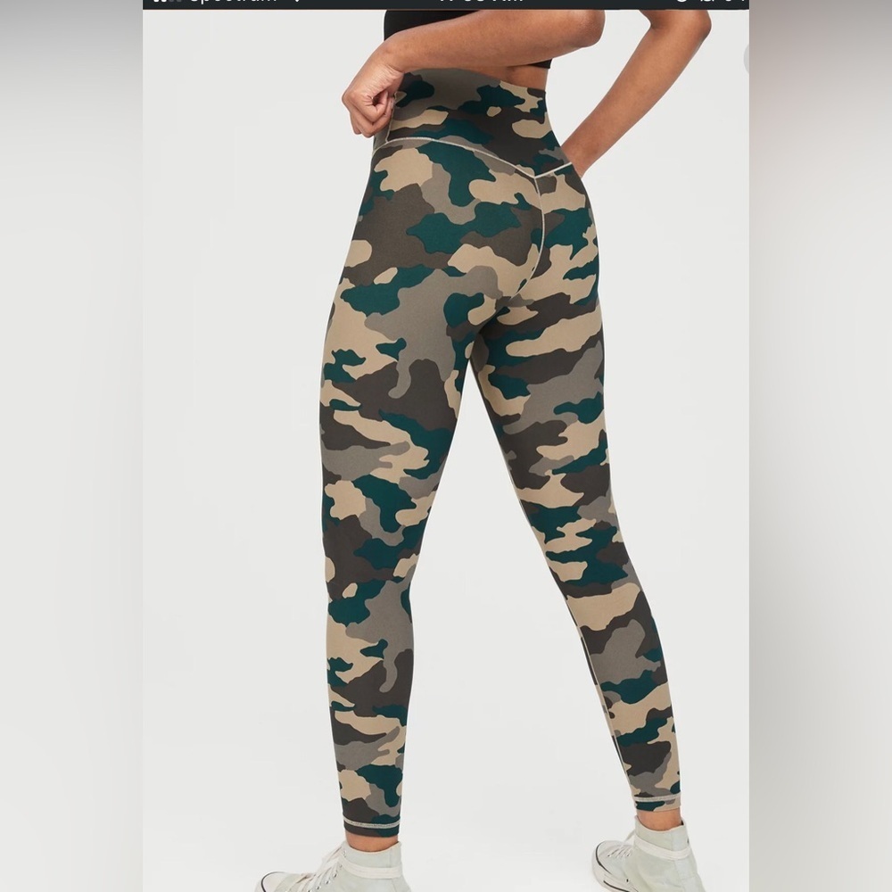 OFFLINE By Aerie Real Me High Waisted Deep Forest Green multi Crossover leggings